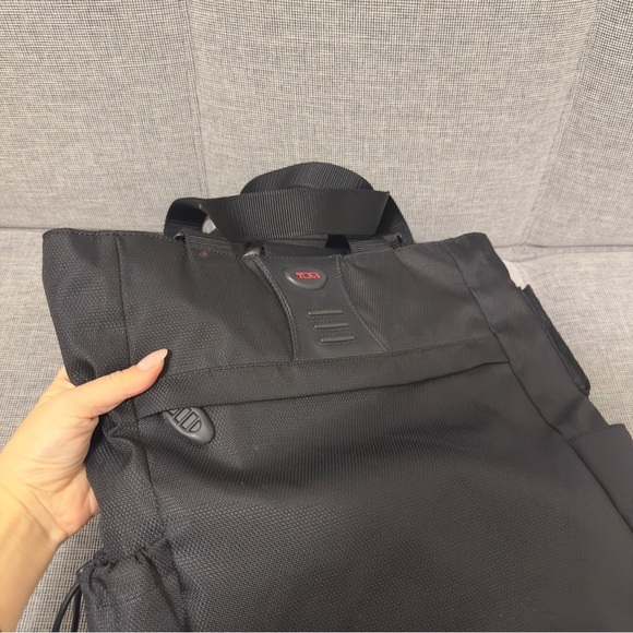 Tumi Black Tote Bag - Picture 6 of 10